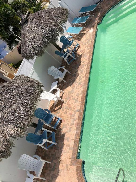 Amazing Beach Getaway Pool Condo By The Beach Bradenton Beach Exterior photo